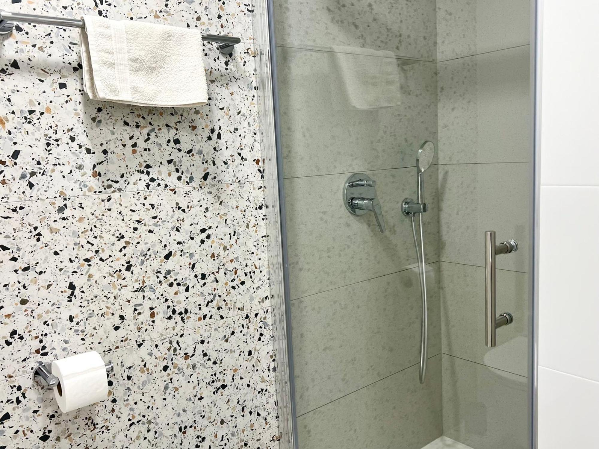 V&V Apartment Пула Екстериор снимка